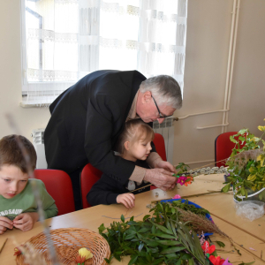 Dzieci podczas warsztatów.