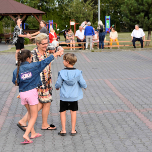 Fotorelacja z potańcówki.