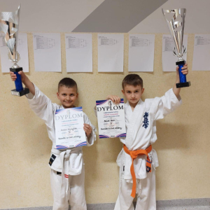 Zdjęcia z turnieju karate w Staninie.
