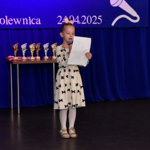 Zdjęcia z konkursu śpiewaczego.