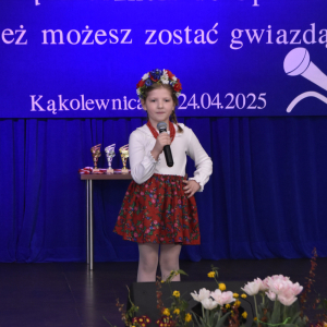 Zdjęcia z konkursu śpiewaczego.