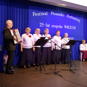 Zdjęcia z 25-cio lecia Zespołu Wrzos.
