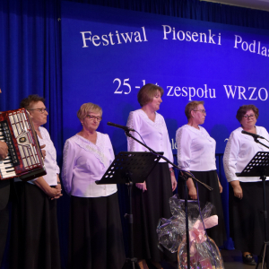 Zdjęcia z 25-cio lecia Zespołu Wrzos.