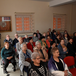Zdjęcia ze szkolenia dla seniorów.
