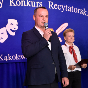 Zdjęcia z konkursu recytatorskiego.