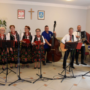 Zdjęcia ze spotkania "Zaśpiewajmy to jeszcze raz".