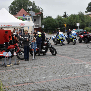 Zdjęcia z rajdu motocyklowego.