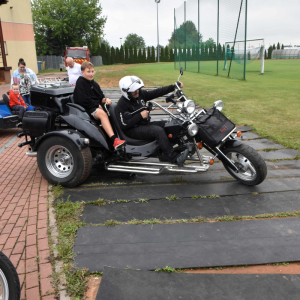 Zdjęcia z rajdu motocyklowego.