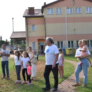 Zdjęcia z pomarańczowego pikniku.
