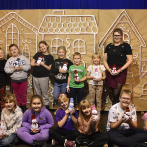 Zdjęcia z warsztatów świątecznych.