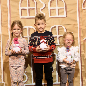 Zdjęcia z warsztatów świątecznych.