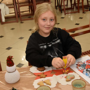 Zdjęcia z warsztatów świątecznych.