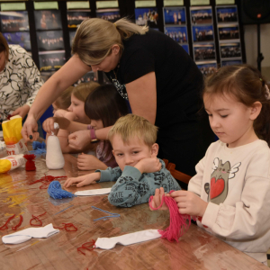 Zdjęcia z warsztatów świątecznych.