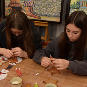 Zdjęcia z warsztatów świątecznych.