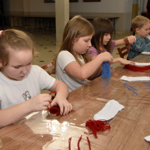 Zdjęcia z warsztatów świątecznych.